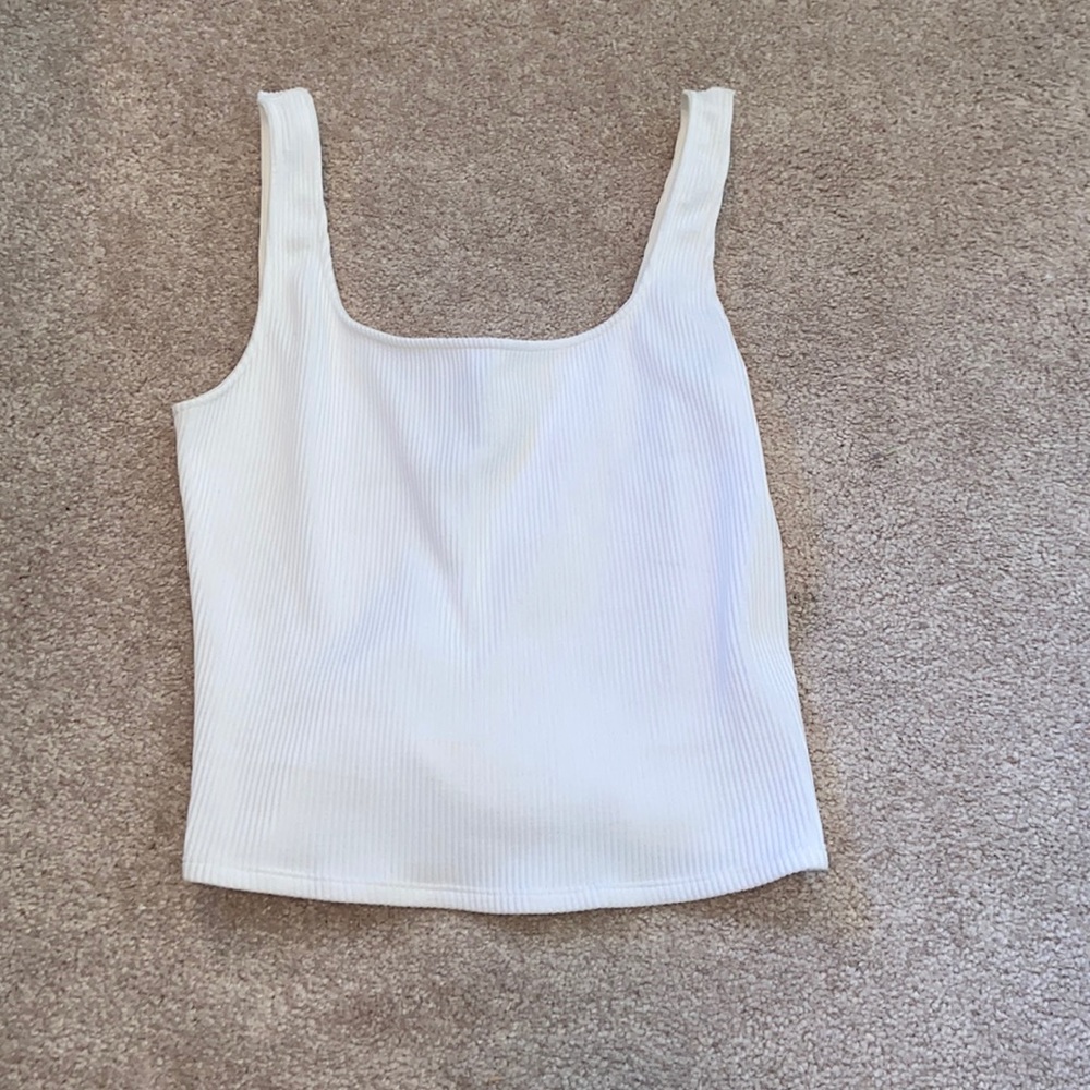 Dynamite ribbed tank